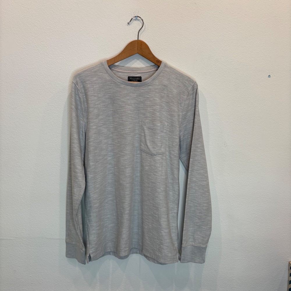 Abercrombie and‎ Fitch Heather Grey Long Sleeve Pullover Size Medium